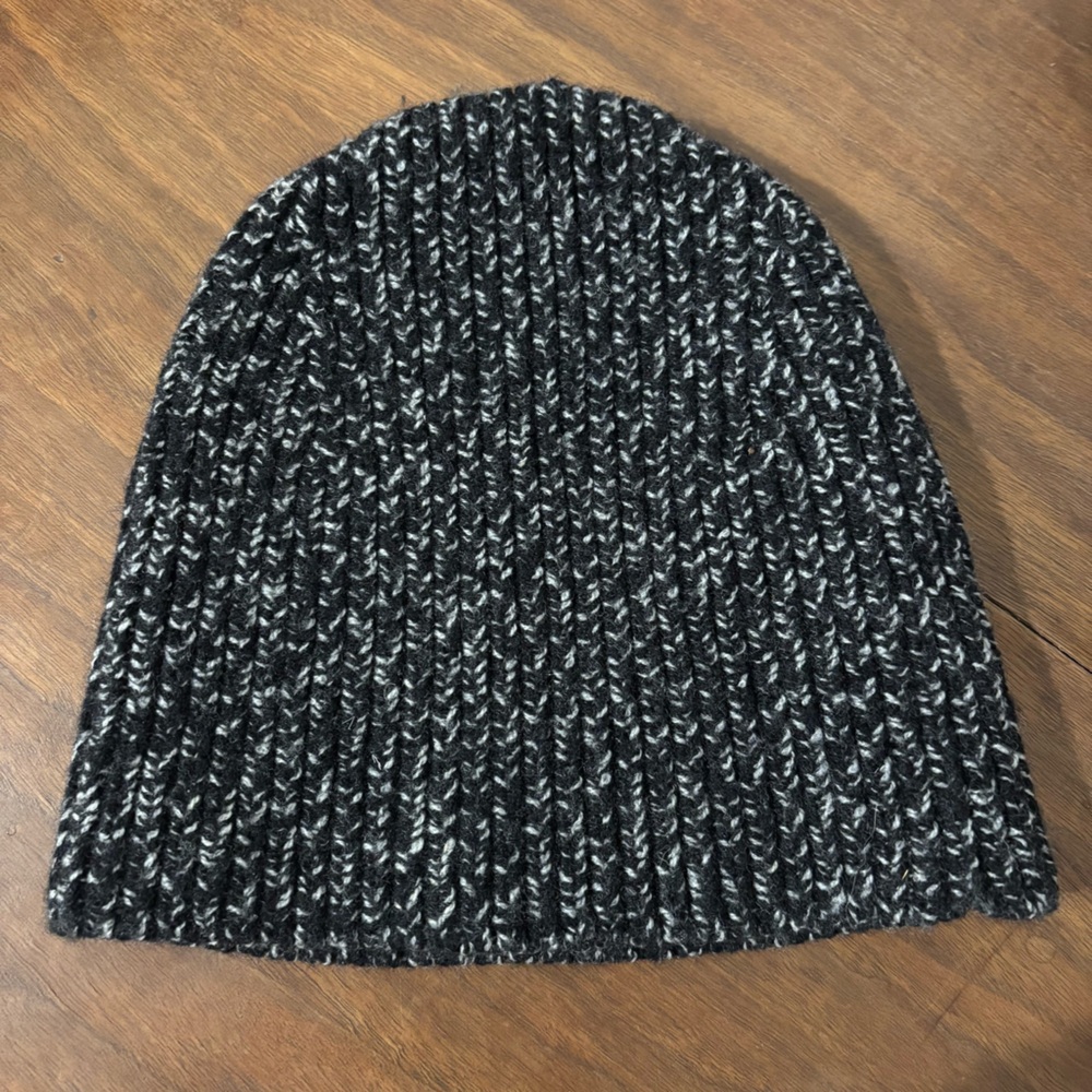 Everlane Black and White Merino Wool Knit Beanie BOGO